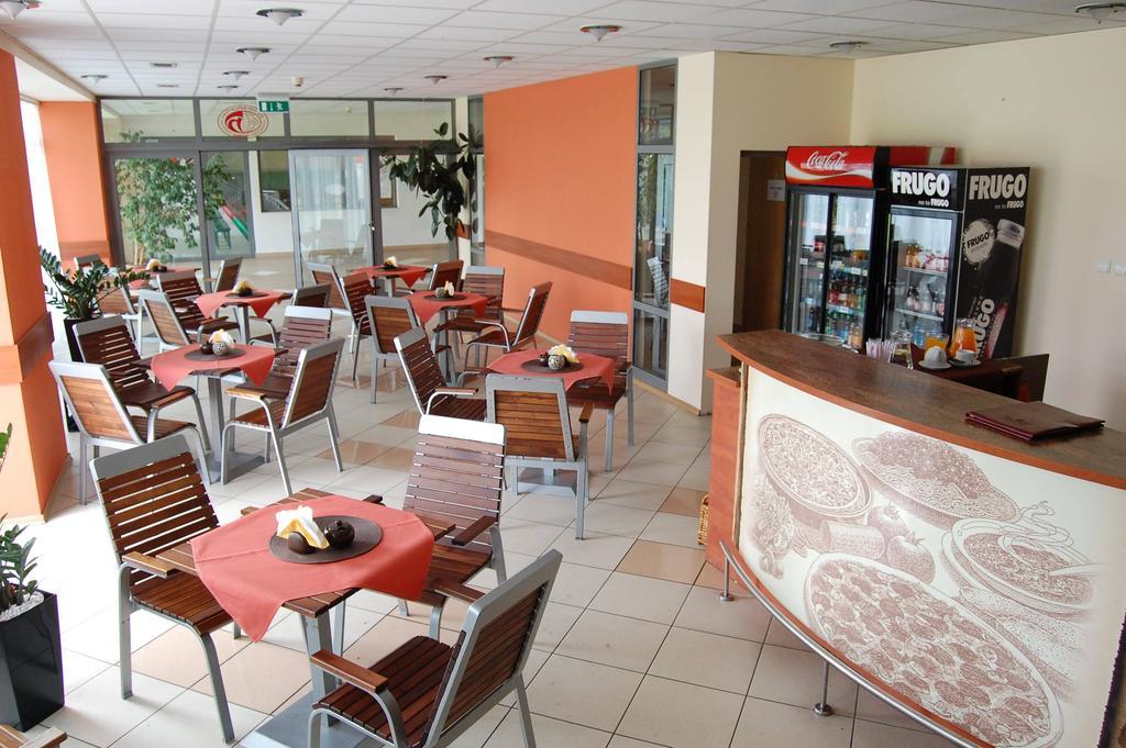 Hotel Kreator-Sport Krakow Ngoại thất bức ảnh
